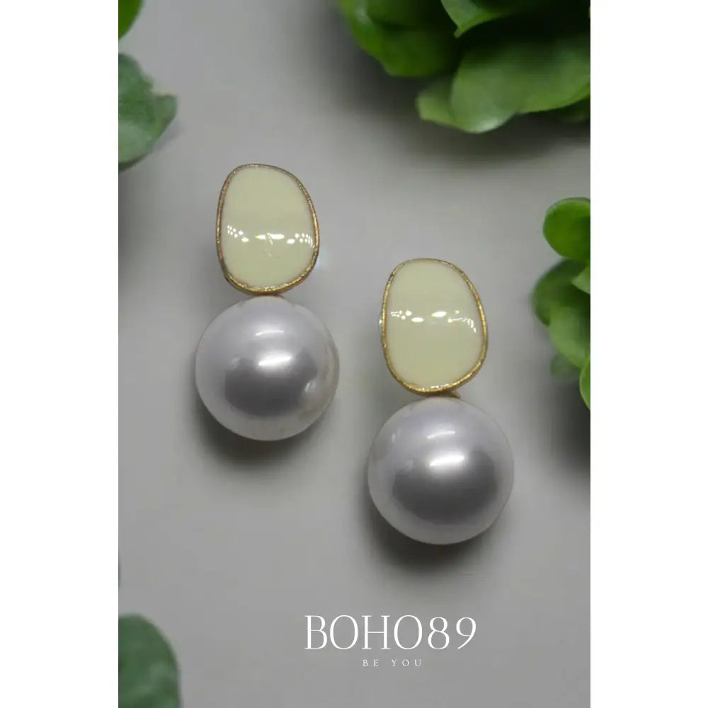 Ivory Glow Earrings