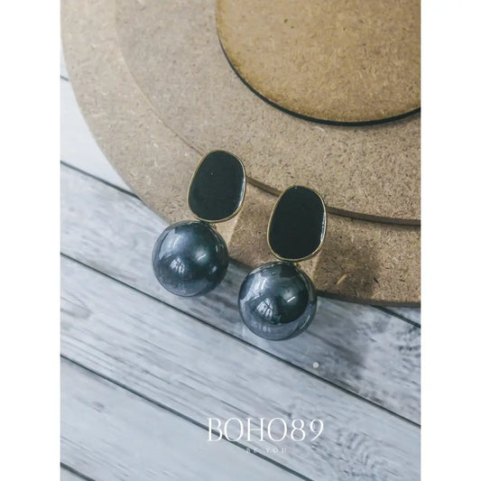 Noir Orbs Earrings